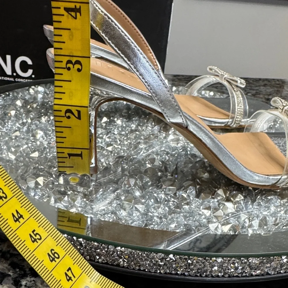 INC International Concepts Shimmering metallic Silver kitten Heels NEW 7.5